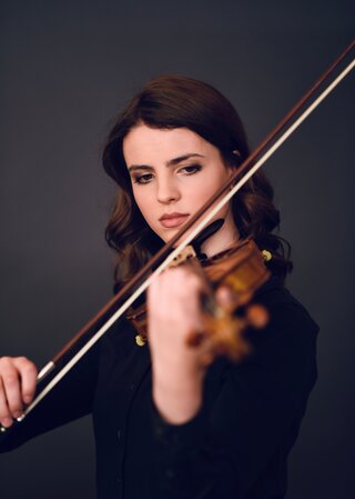 Annouk Brönnimann » Violine | Celebration Pops Orchestra | © Celebration Pops Orchestra